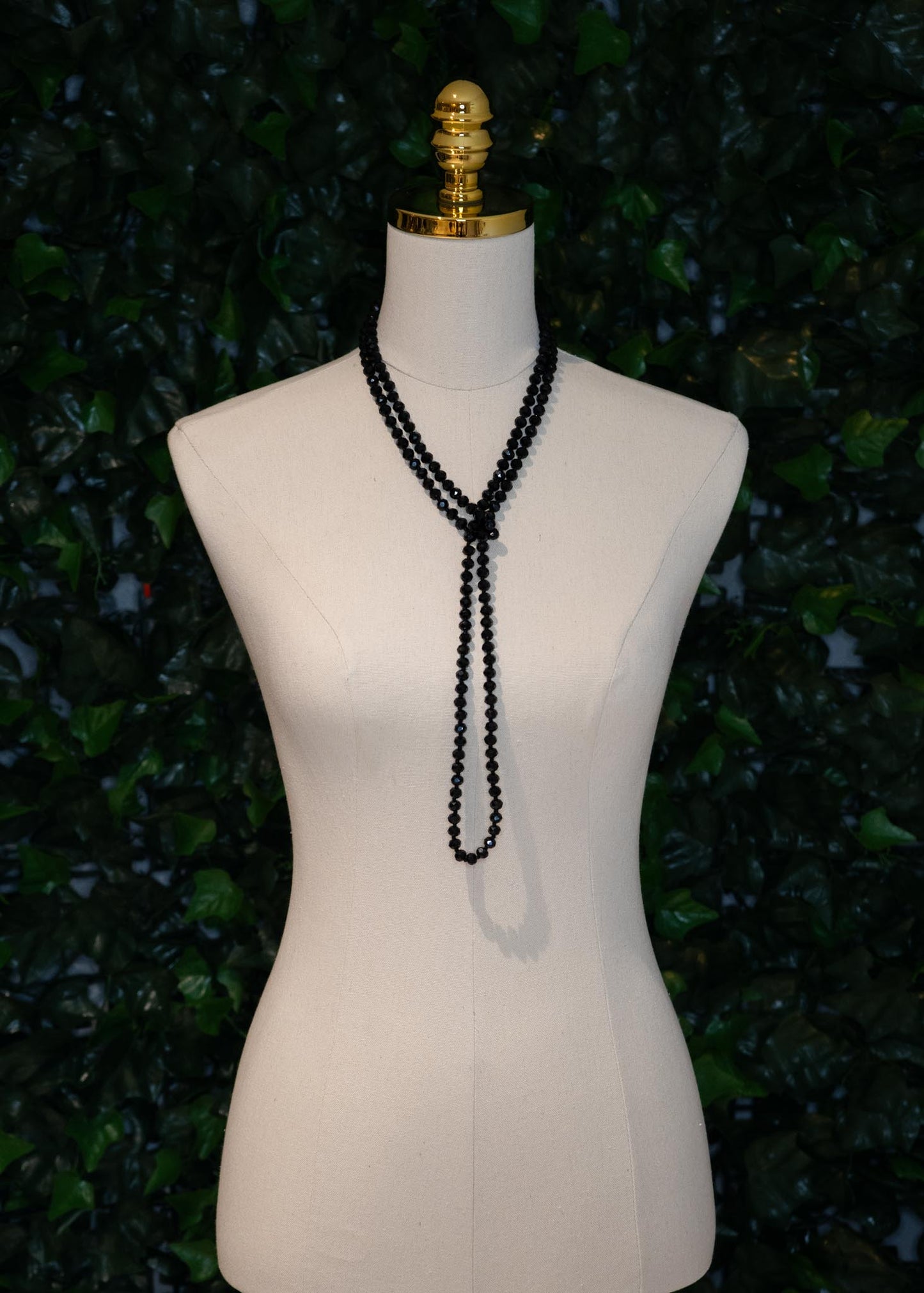 Beaded Knot Necklace Black